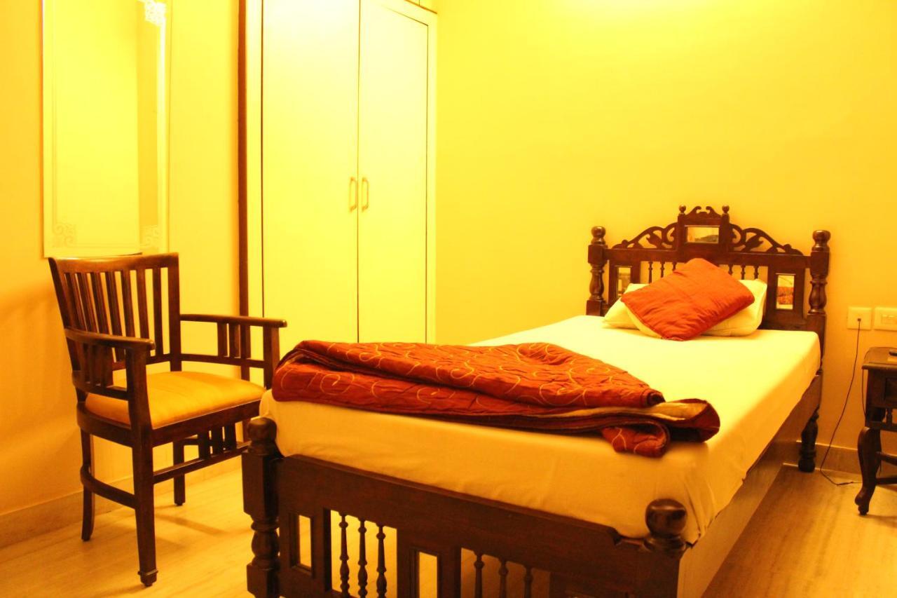 Hotel The Chit Chat Palace ชัยปุระ ภายนอก รูปภาพ