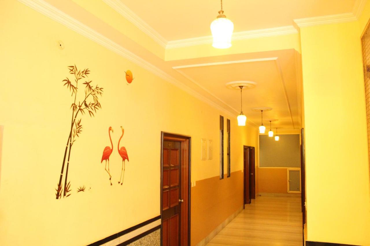 Hotel The Chit Chat Palace ชัยปุระ ภายนอก รูปภาพ