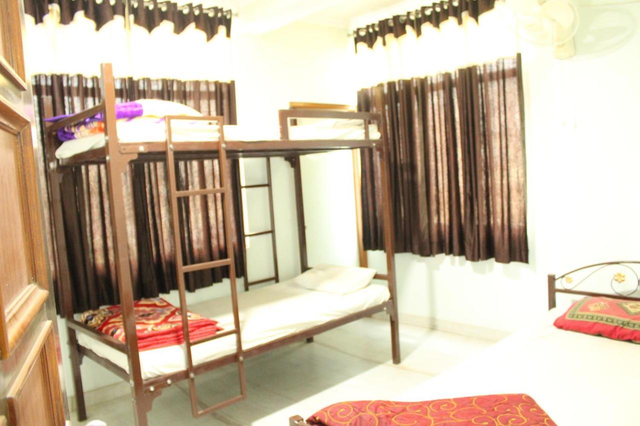 Hotel The Chit Chat Palace ชัยปุระ ภายนอก รูปภาพ